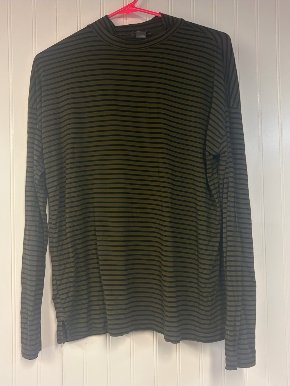 Eddie Bauer Olive Green and Black Striped Long-Sleeve Shirt Small